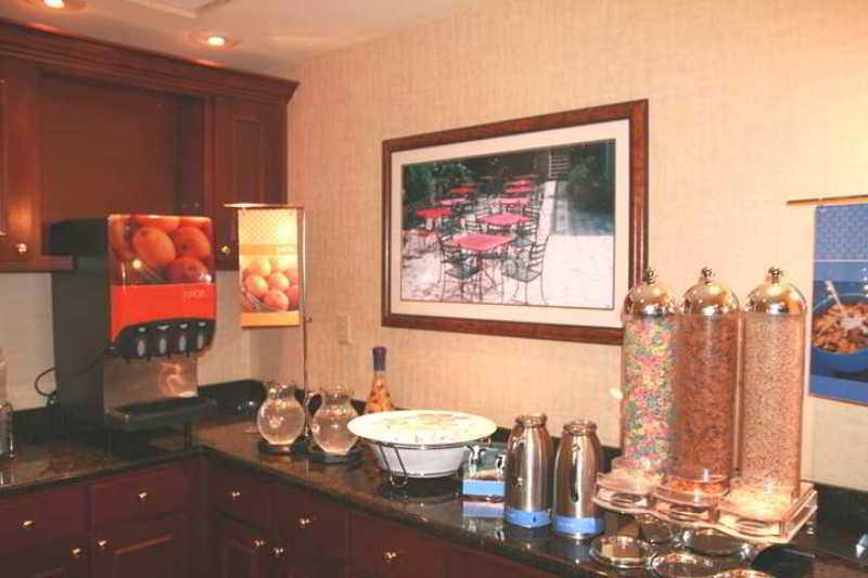 Hampton Inn & Suites Tampa Ybor City Downtown Restaurant bilde